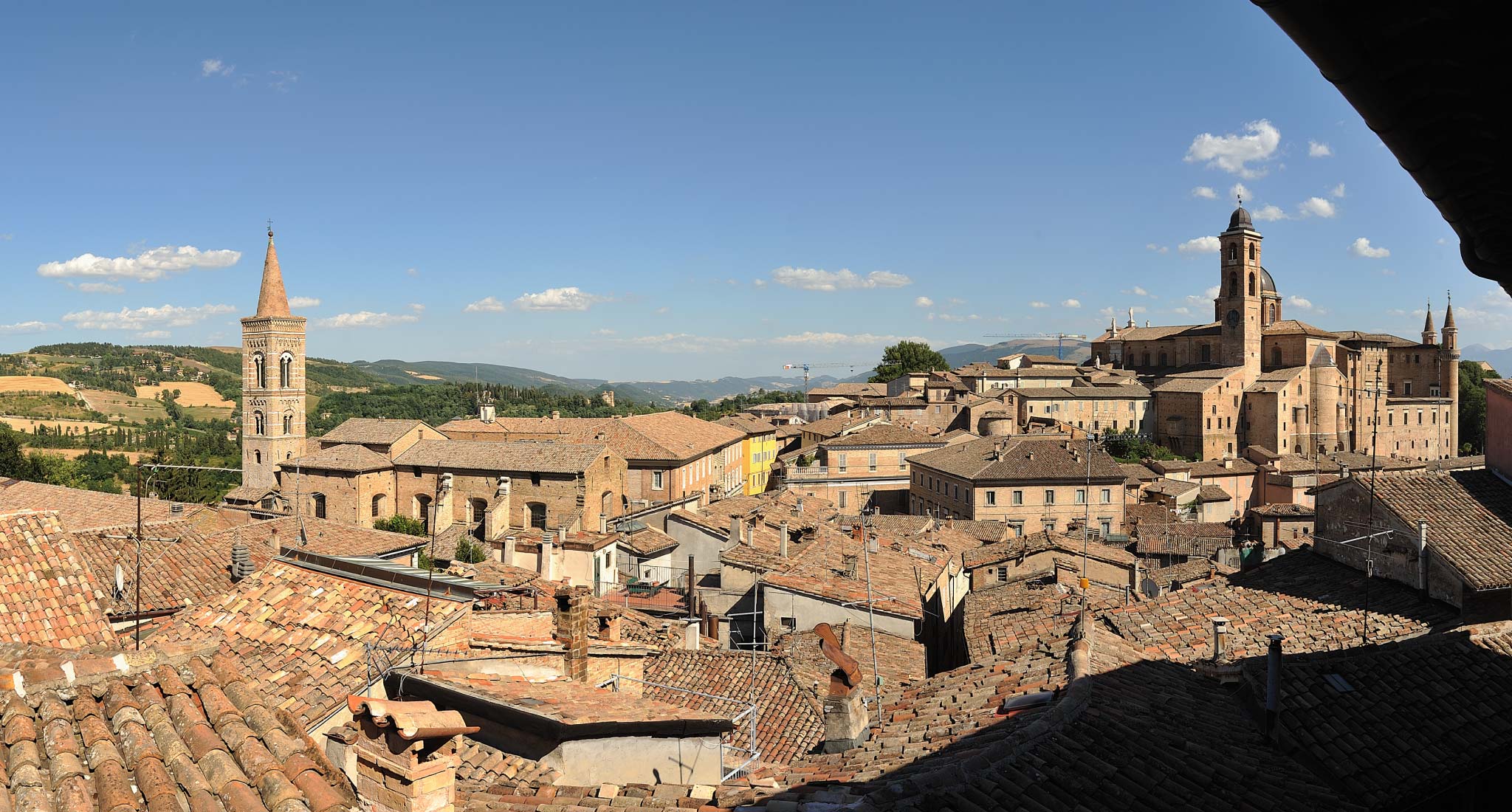 Come raggiungere l Hotel Raffaello nel centro storico di Urbino